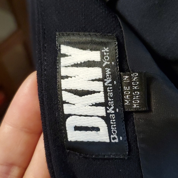 EUC DKNY Wool Skirt - Navy Blue - Picture 7 of 10